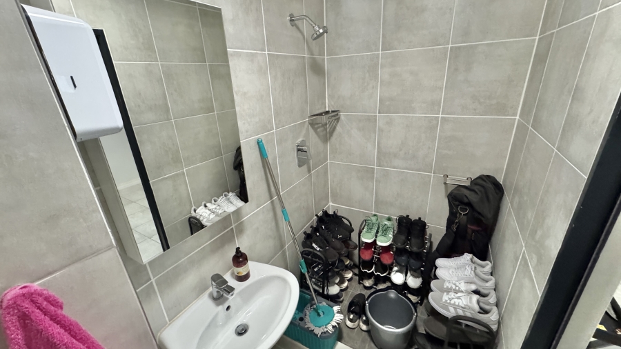2 Bedroom Property for Sale in Linbro Park Gauteng