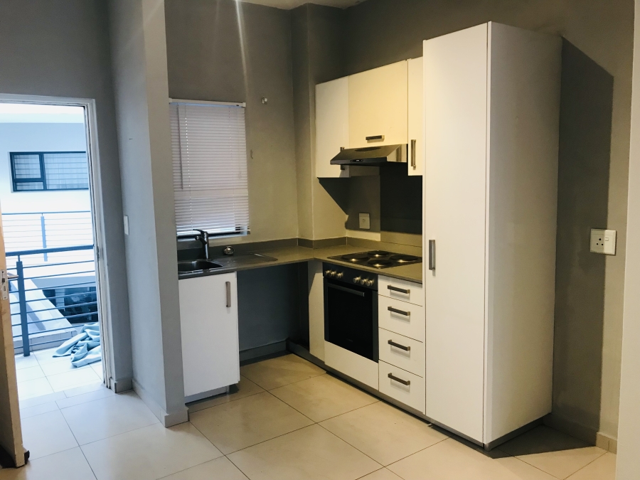 To Let 2 Bedroom Property for Rent in North Riding Gauteng