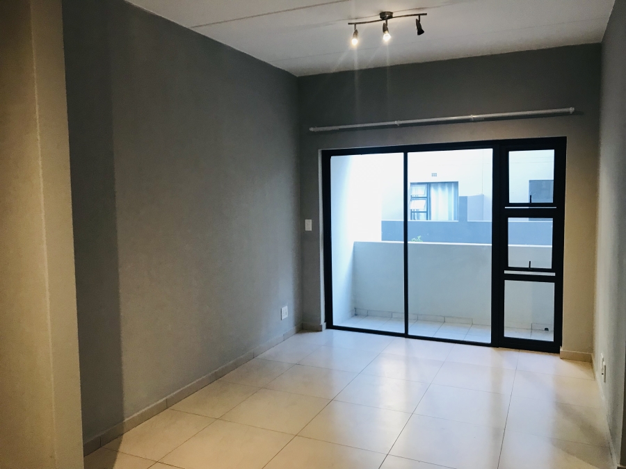 To Let 2 Bedroom Property for Rent in North Riding Gauteng