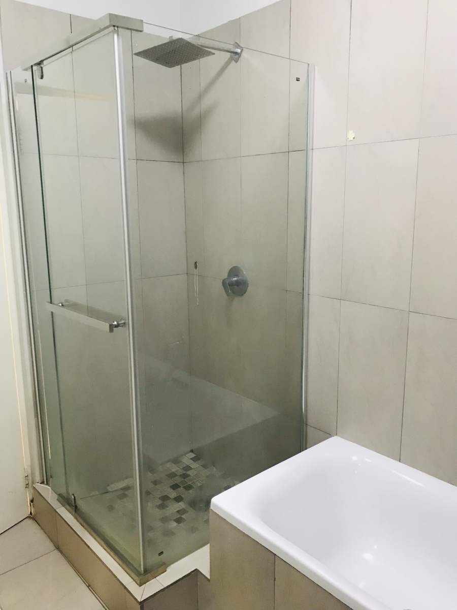 To Let 2 Bedroom Property for Rent in North Riding Gauteng