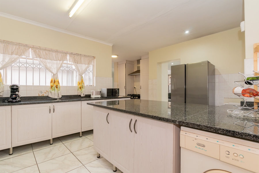 4 Bedroom Property for Sale in Rynfield Gauteng