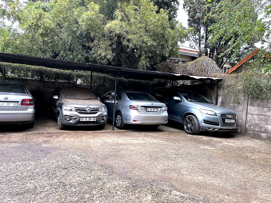 1 Bedroom Property for Sale in Windsor East Gauteng