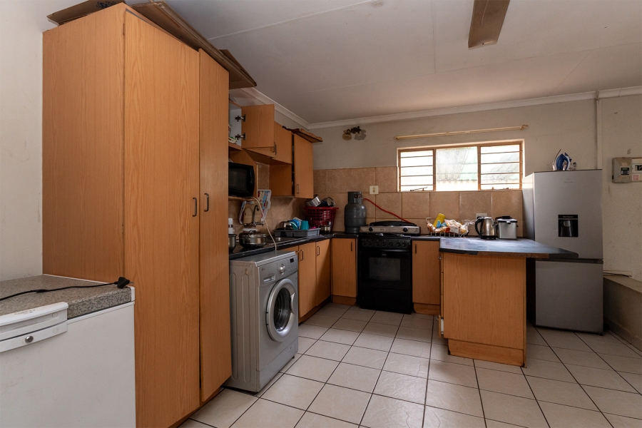5 Bedroom Property for Sale in Klopperpark Gauteng