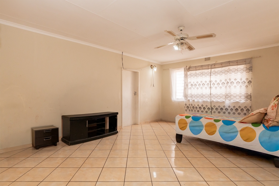5 Bedroom Property for Sale in Klopperpark Gauteng