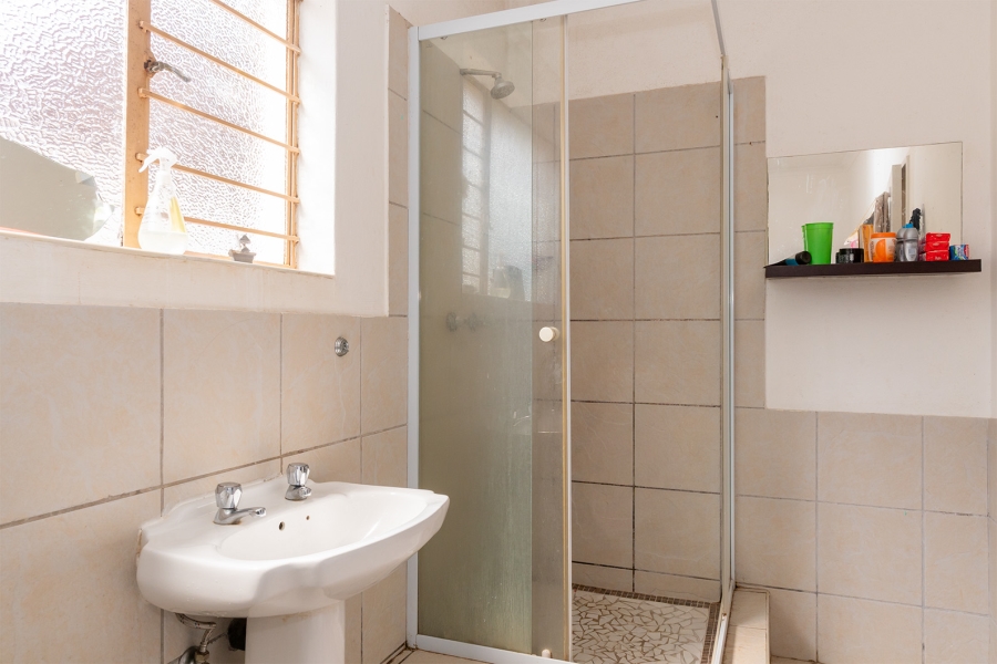 5 Bedroom Property for Sale in Klopperpark Gauteng