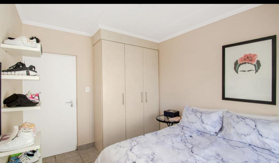 To Let 1 Bedroom Property for Rent in Beverley Gauteng