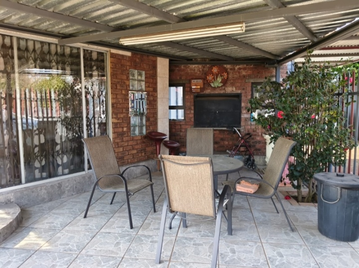 3 Bedroom Property for Sale in Klopperpark Gauteng