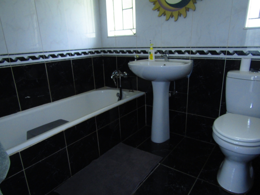 3 Bedroom Property for Sale in Croydon Gauteng
