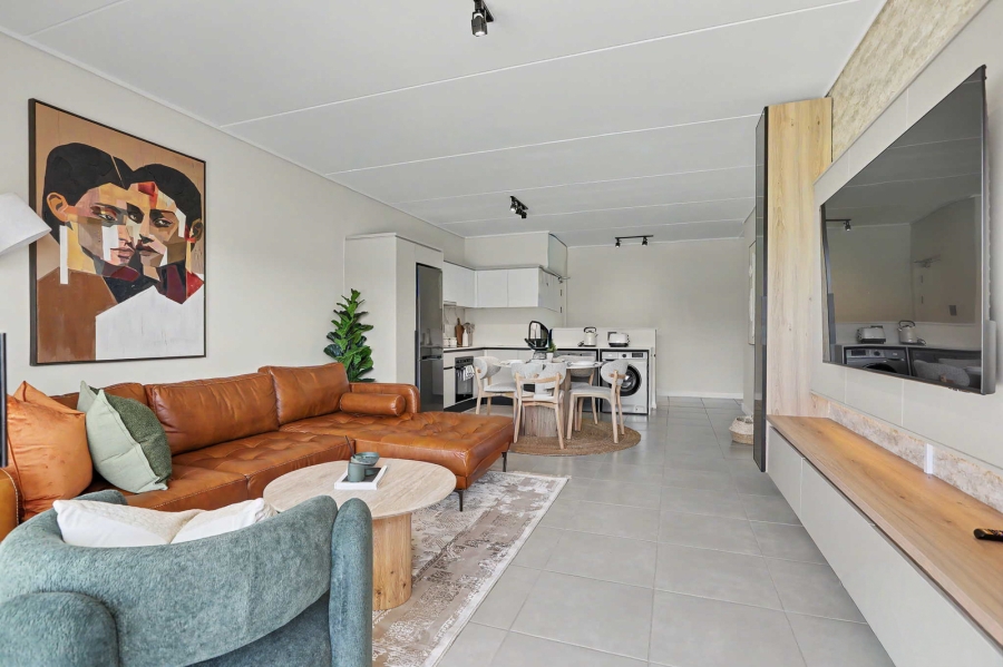 To Let 3 Bedroom Property for Rent in Waterfall Gauteng