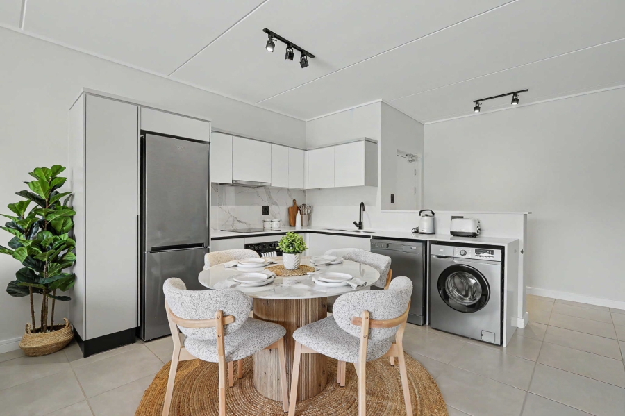 To Let 3 Bedroom Property for Rent in Waterfall Gauteng