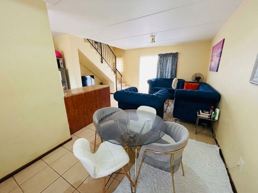 2 Bedroom Property for Sale in Halfway Gardens Gauteng