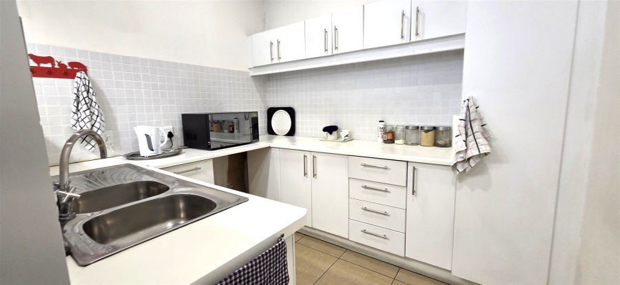 Commercial Property for Sale in Sunninghill Gauteng