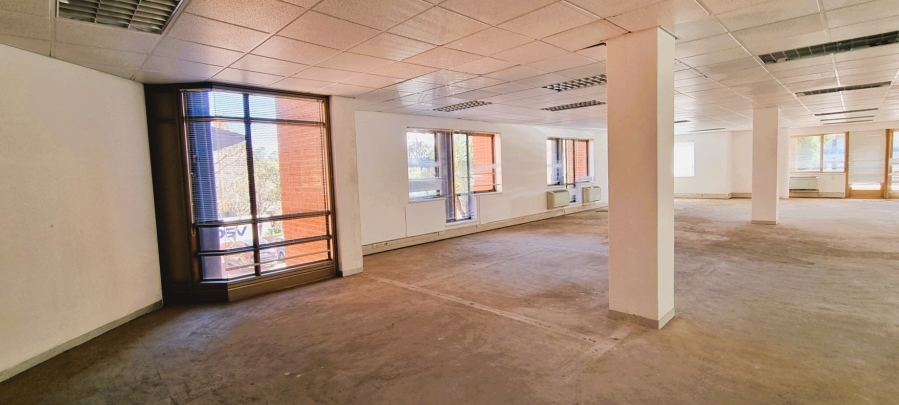 To Let Commercial Property for Rent in Woodmead Gauteng