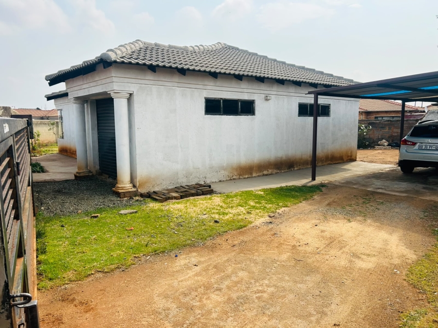 3 Bedroom Property for Sale in Spruit View Gauteng