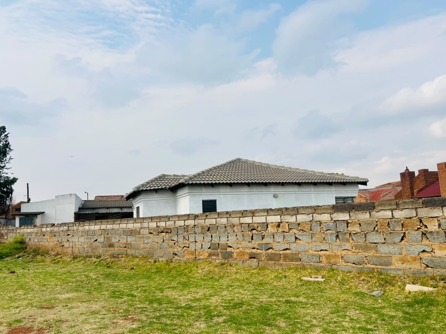 3 Bedroom Property for Sale in Spruit View Gauteng