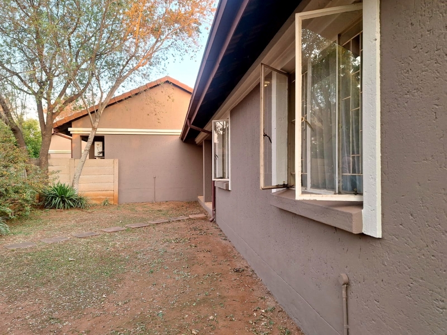 3 Bedroom Property for Sale in Pierre Van Ryneveld Gauteng