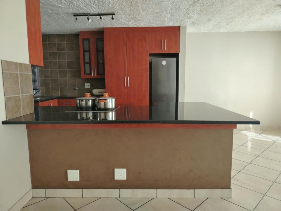 3 Bedroom Property for Sale in Maroelana Gauteng