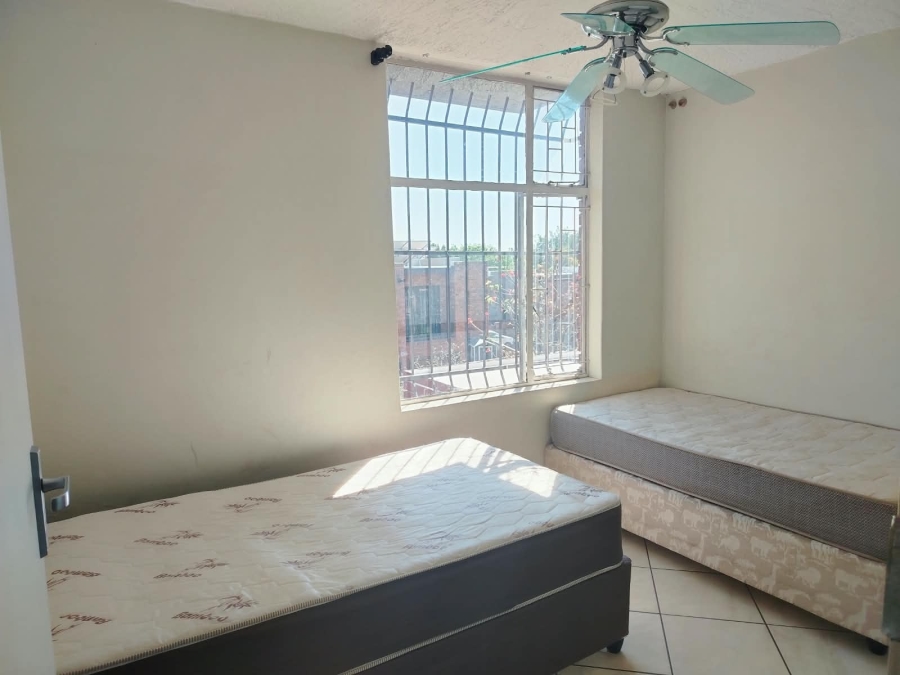3 Bedroom Property for Sale in Maroelana Gauteng