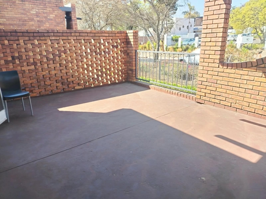 3 Bedroom Property for Sale in Maroelana Gauteng