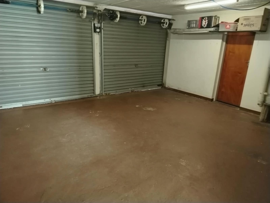3 Bedroom Property for Sale in Maroelana Gauteng