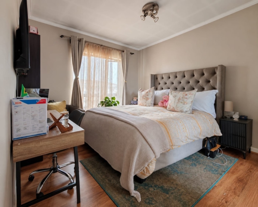 2 Bedroom Property for Sale in Noordwyk Gauteng