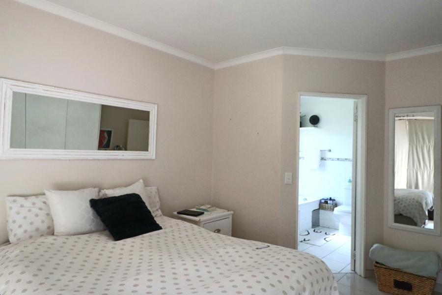 To Let 2 Bedroom Property for Rent in Rivonia Gauteng