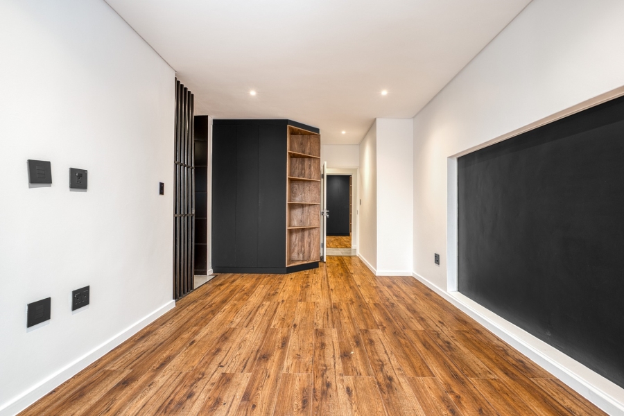 3 Bedroom Property for Sale in Broadacres Gauteng