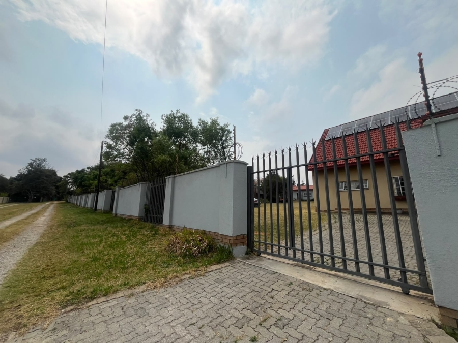 To Let 2 Bedroom Property for Rent in President Park Gauteng