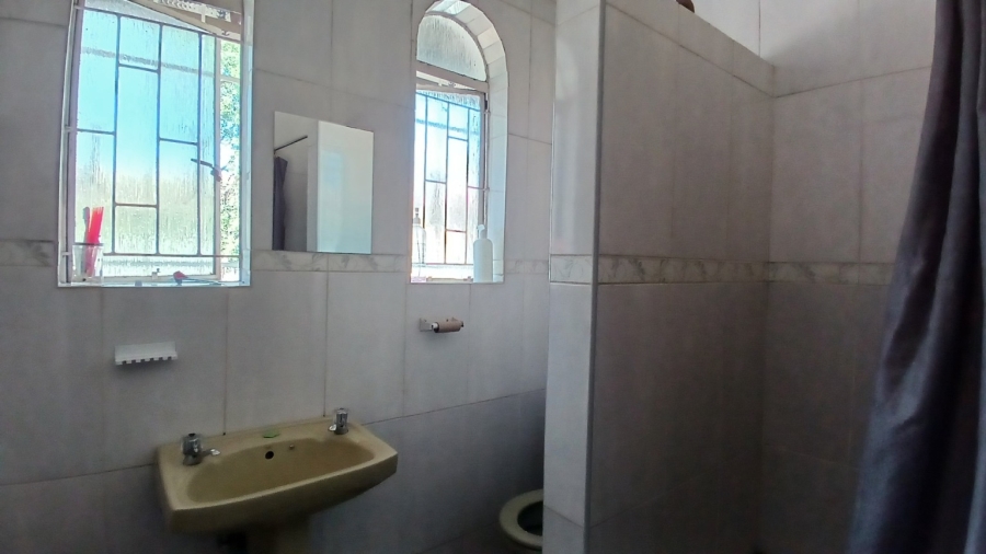 To Let 3 Bedroom Property for Rent in Brackenhurst Gauteng