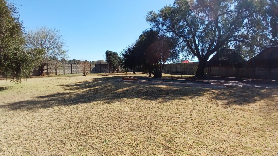 To Let 3 Bedroom Property for Rent in Brackenhurst Gauteng