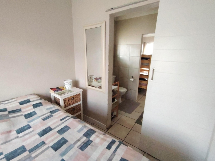 2 Bedroom Property for Sale in Bonaero Park Gauteng