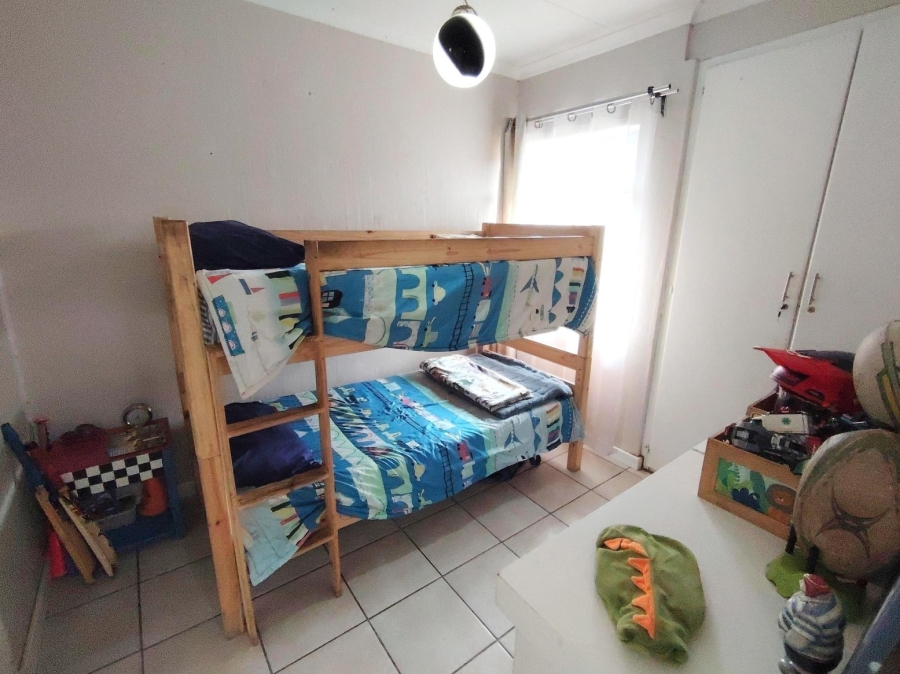 2 Bedroom Property for Sale in Bonaero Park Gauteng