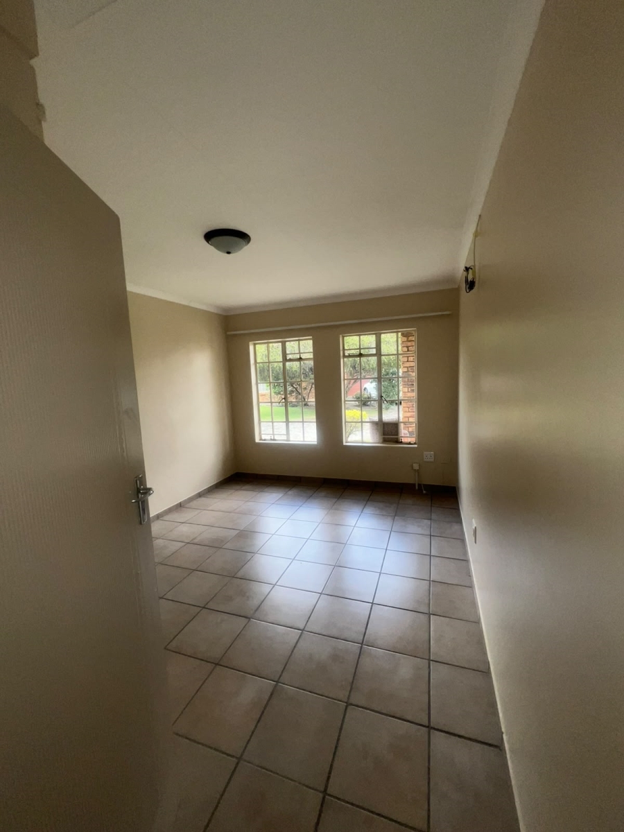1 Bedroom Property for Sale in Three Rivers Gauteng