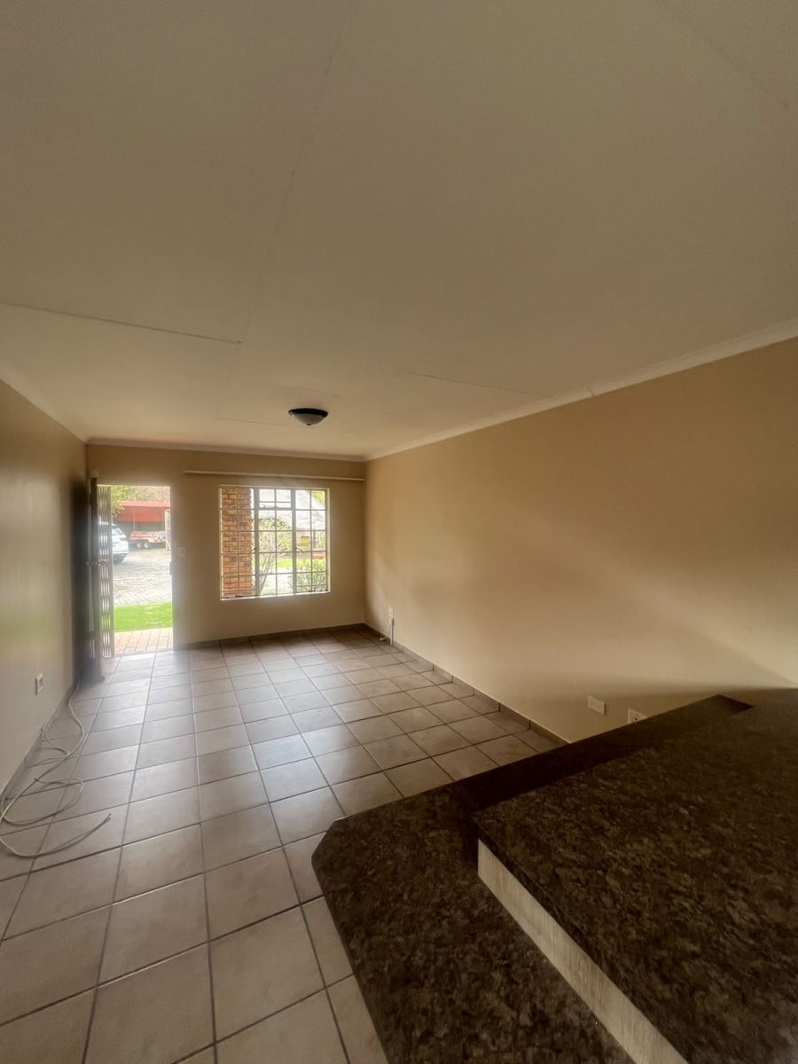 1 Bedroom Property for Sale in Three Rivers Gauteng