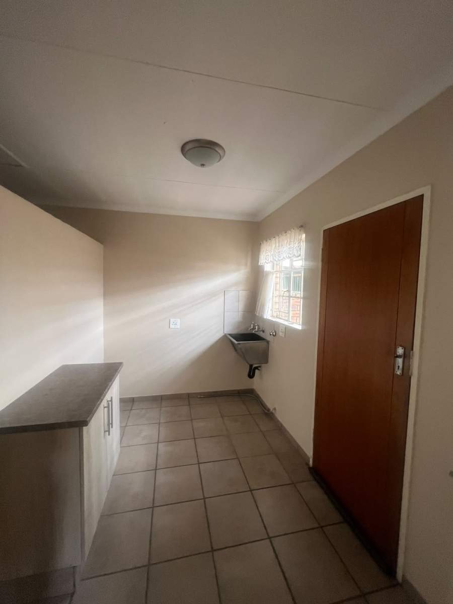 1 Bedroom Property for Sale in Three Rivers Gauteng