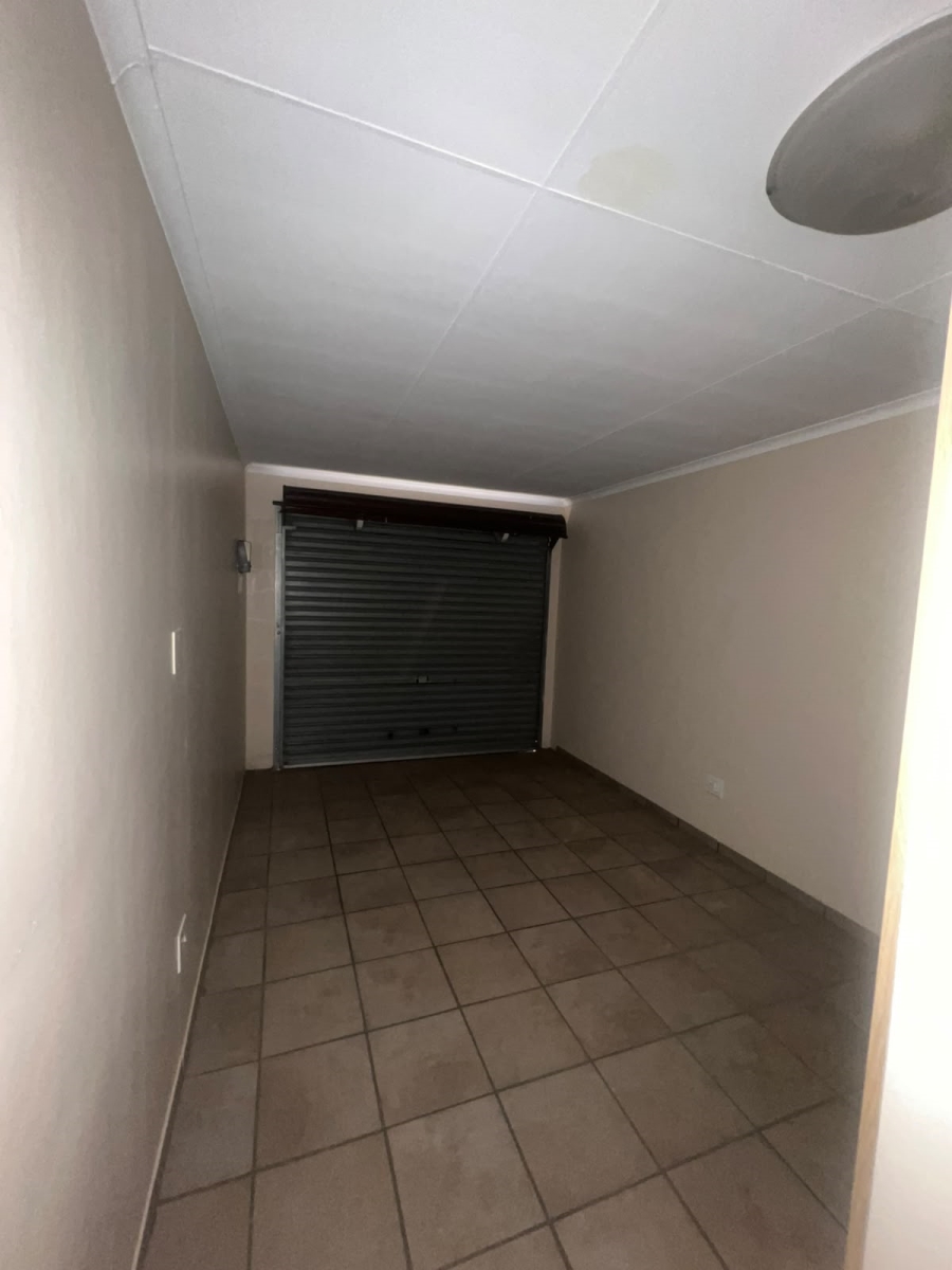 1 Bedroom Property for Sale in Three Rivers Gauteng