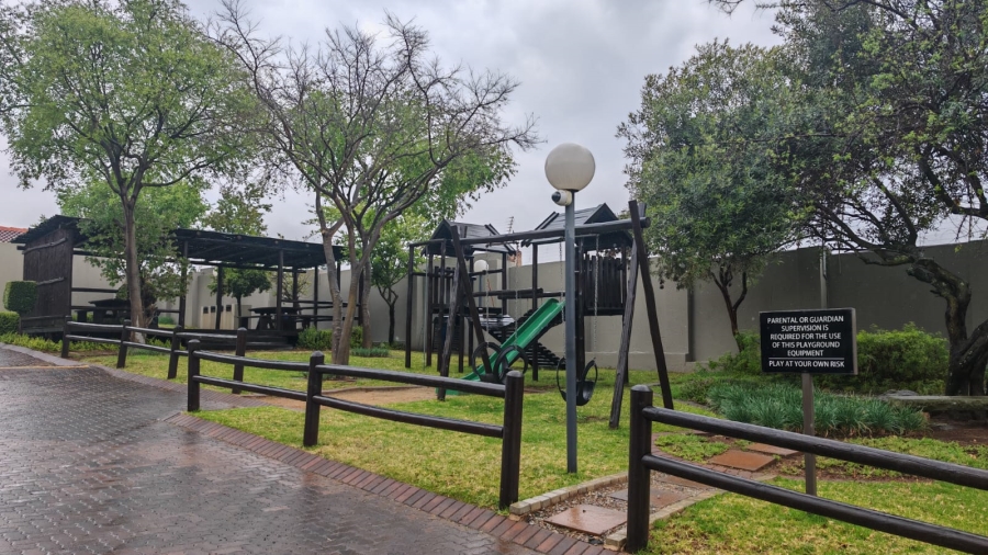 To Let 0 Bedroom Property for Rent in Lonehill Gauteng
