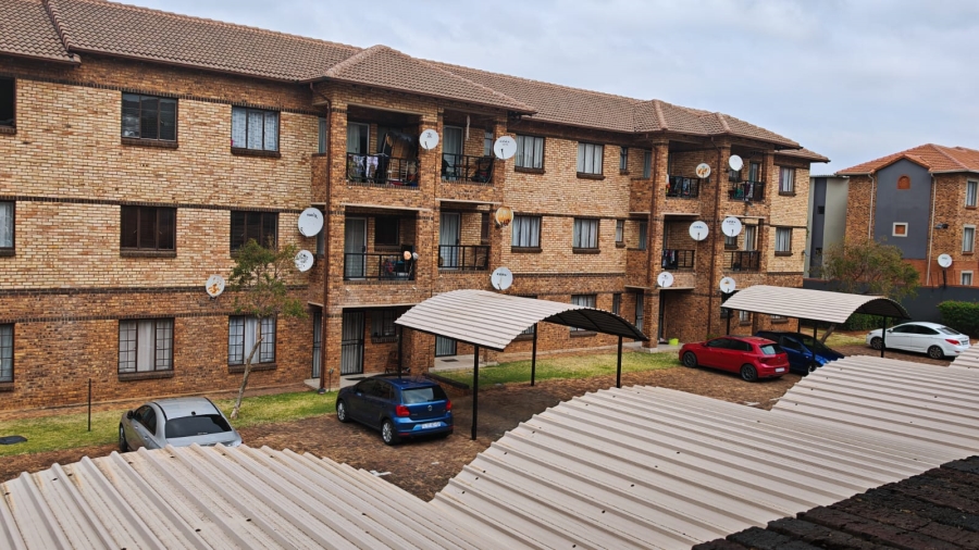To Let 2 Bedroom Property for Rent in Carlswald Gauteng