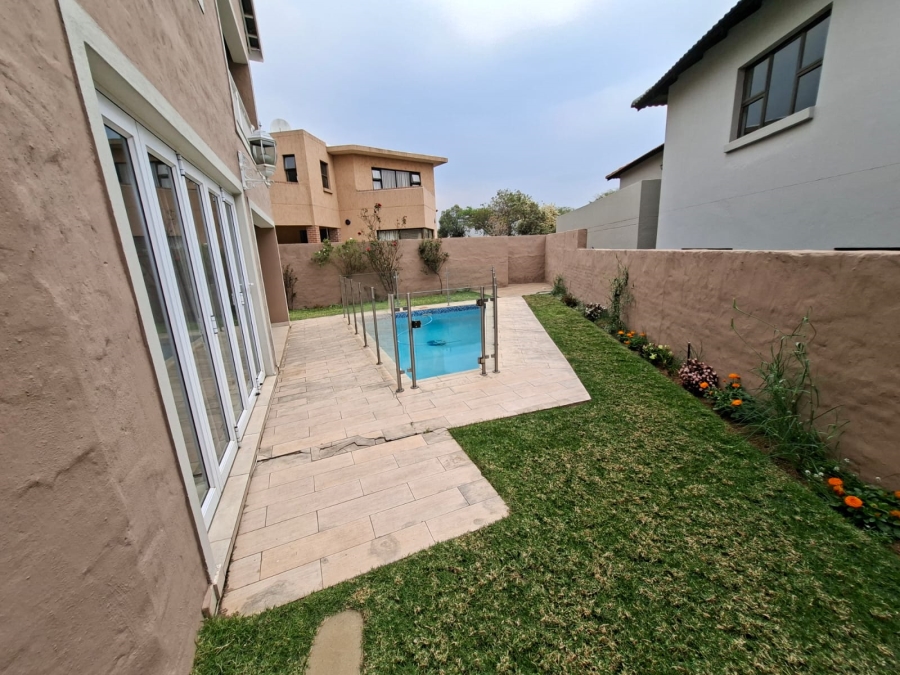 To Let 3 Bedroom Property for Rent in Carlswald Gauteng