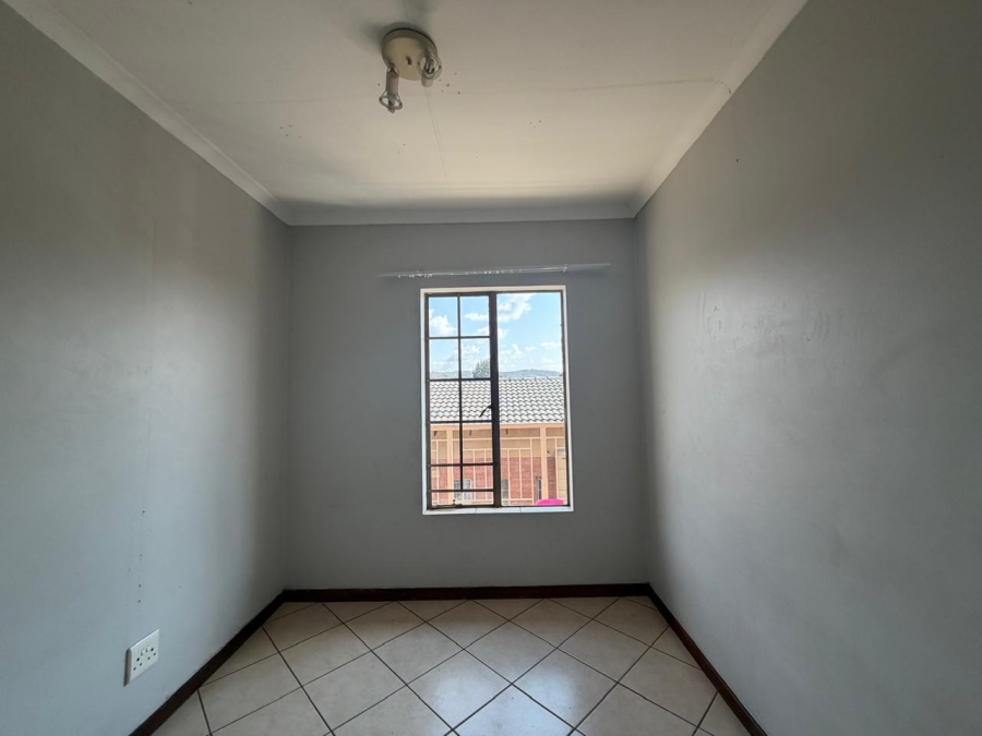To Let 3 Bedroom Property for Rent in Equestria Gauteng