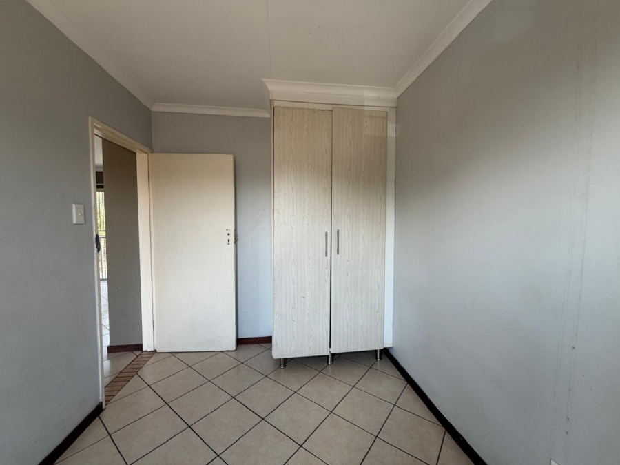 To Let 3 Bedroom Property for Rent in Equestria Gauteng
