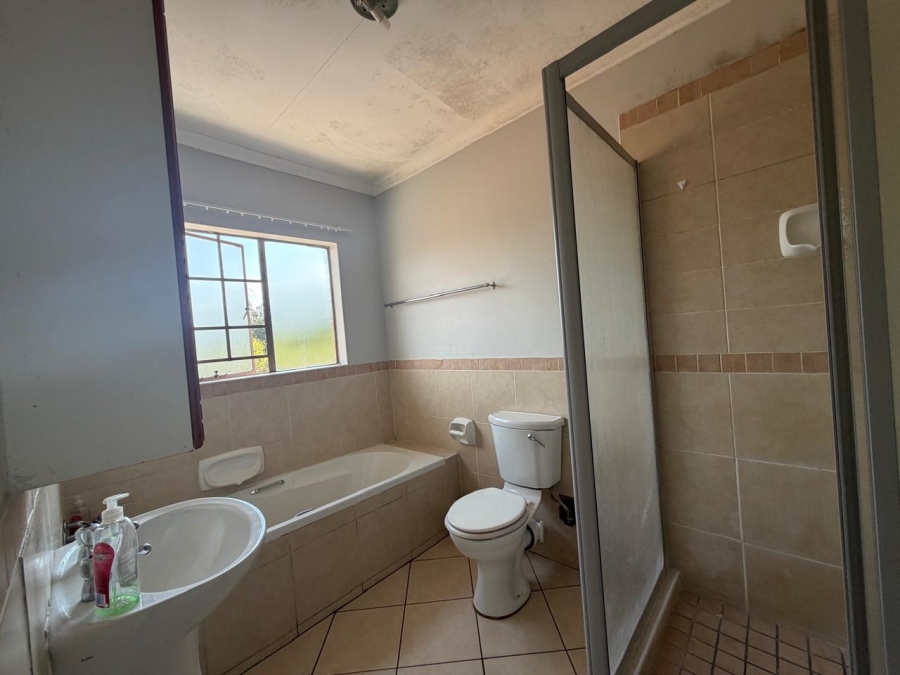 To Let 3 Bedroom Property for Rent in Equestria Gauteng