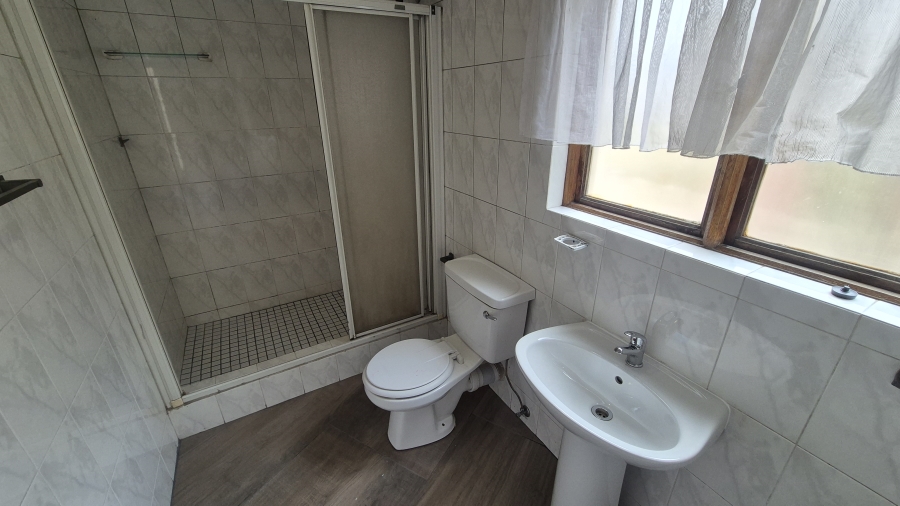 2 Bedroom Property for Sale in Buurendal Gauteng