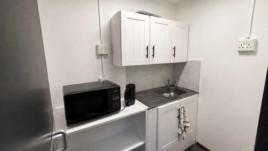 To Let Commercial Property for Rent in Menlo Park Gauteng