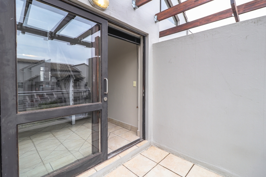 To Let 1 Bedroom Property for Rent in Sunninghill Gauteng