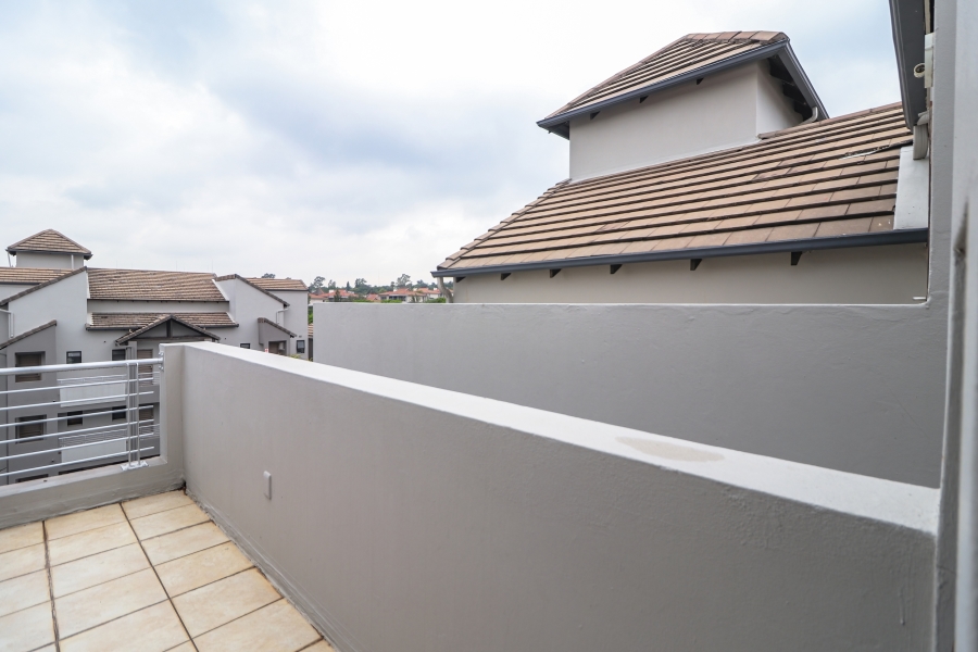 To Let 1 Bedroom Property for Rent in Sunninghill Gauteng