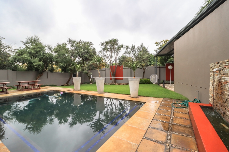 To Let 1 Bedroom Property for Rent in Sunninghill Gauteng