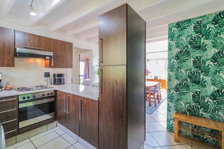 1 Bedroom Property for Sale in Bryanston Gauteng