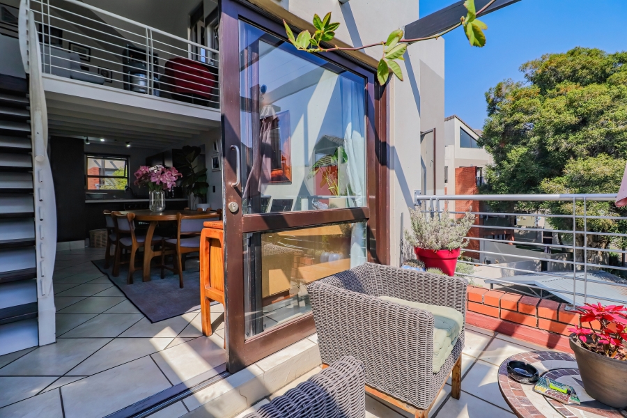 1 Bedroom Property for Sale in Bryanston Gauteng