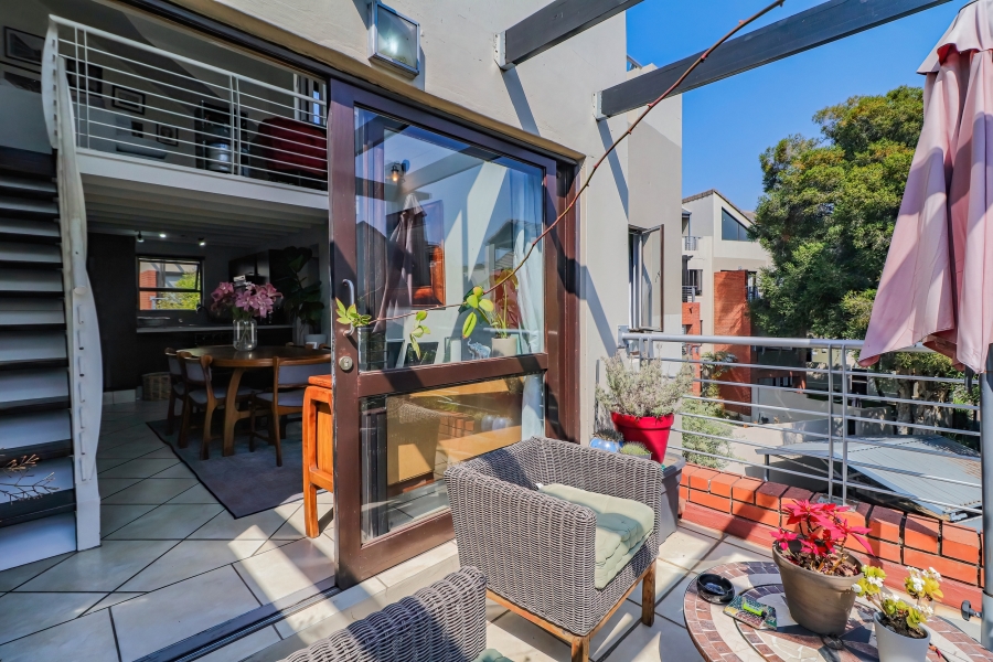 1 Bedroom Property for Sale in Bryanston Gauteng